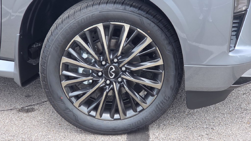 New 2026 INFINITI QX80 Autograph w/ Premium Cargo Package AWD/4WD image 10