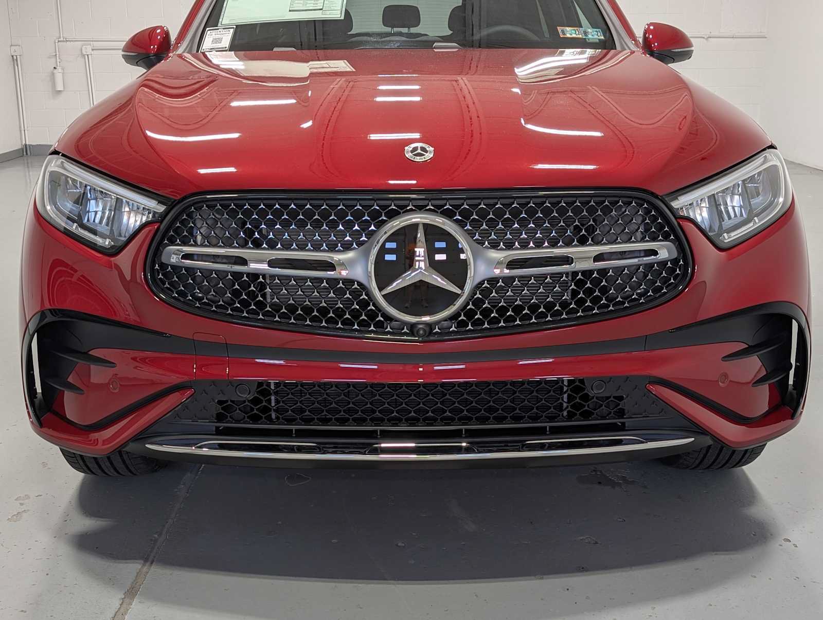 New 2026 Mercedes-Benz GLC 300 4MATIC image 2