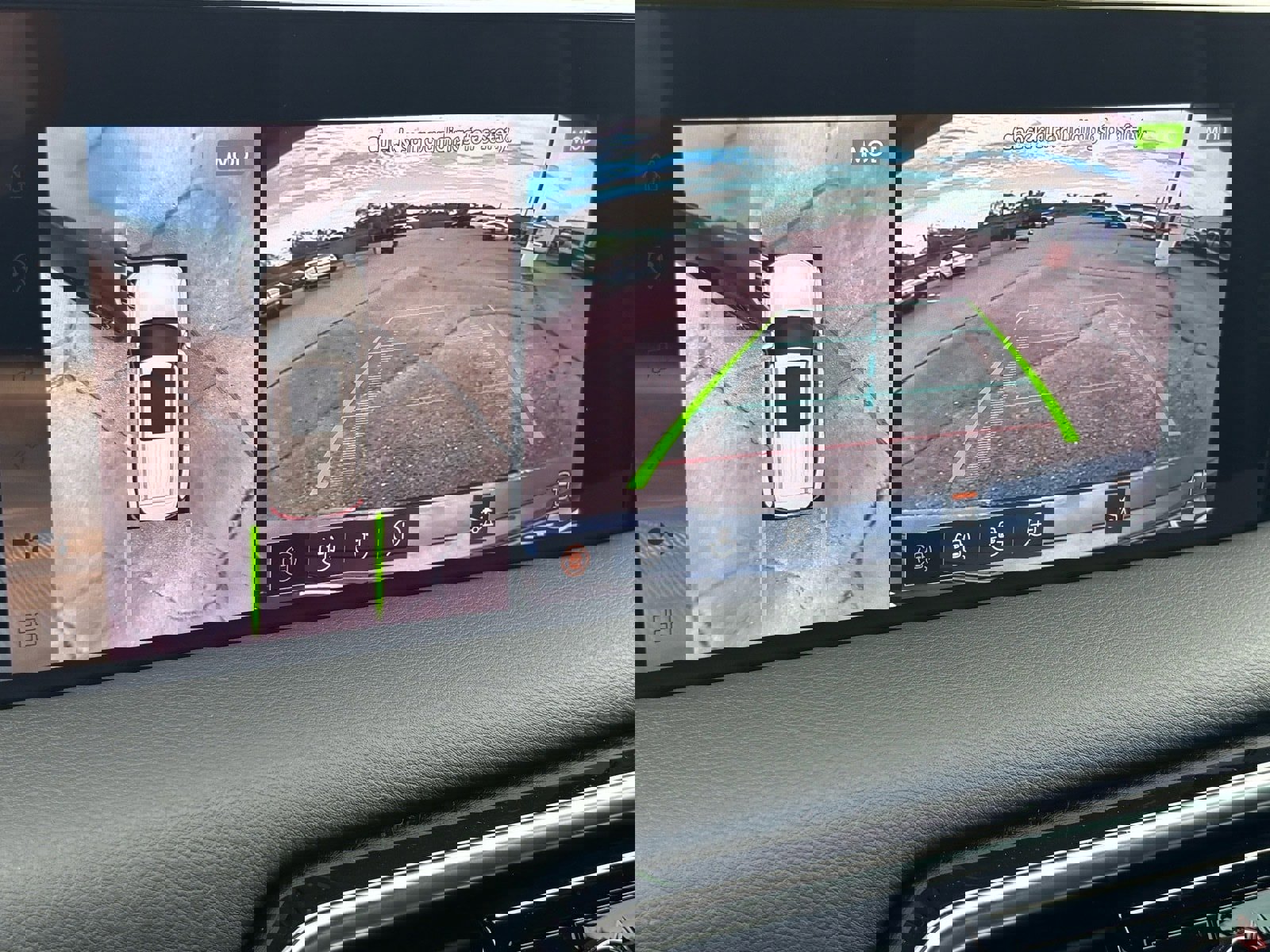 New 2026 Nissan Armada SL image 14