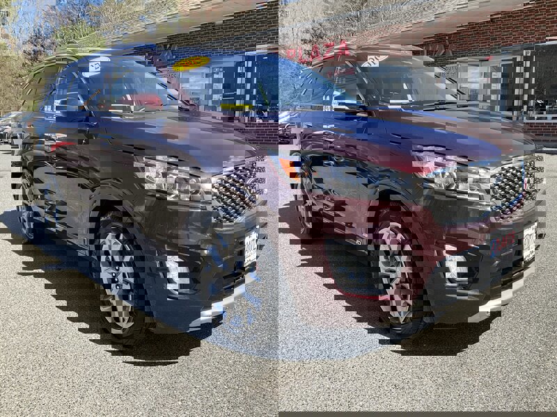 Used 2017 Kia Sorento SX image 3