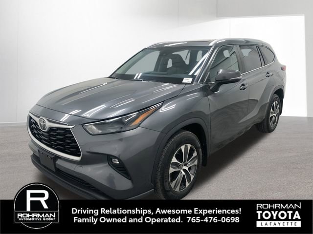 Used 2023 Toyota Highlander XLE