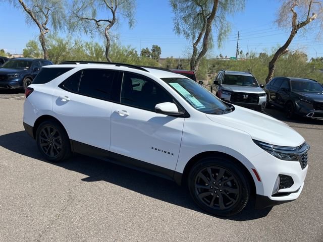 Used 2022 Chevrolet Equinox RS w/ Infotainment Package image 19