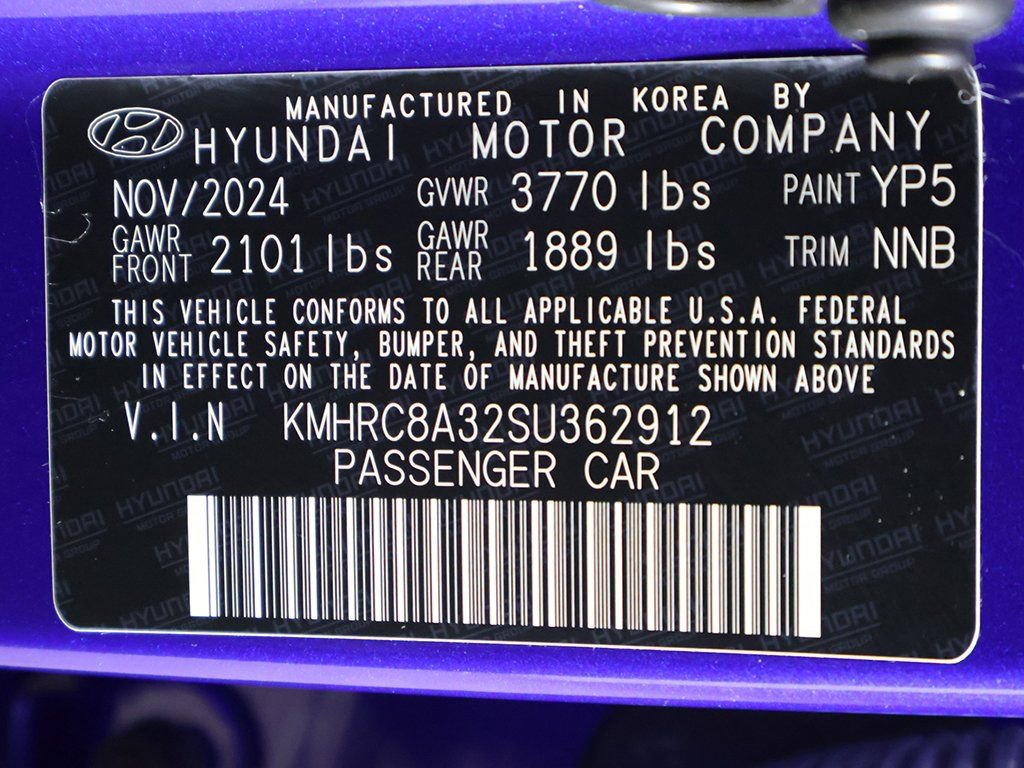 Certified 2025 Hyundai Venue Limited FWD image 39