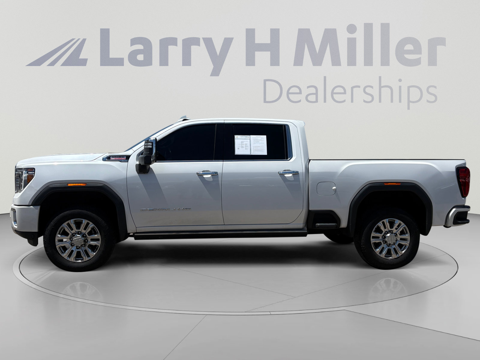 Used 2021 GMC Sierra 2500 Denali w/ Denali Ultimate Package AWD/4WD image 2