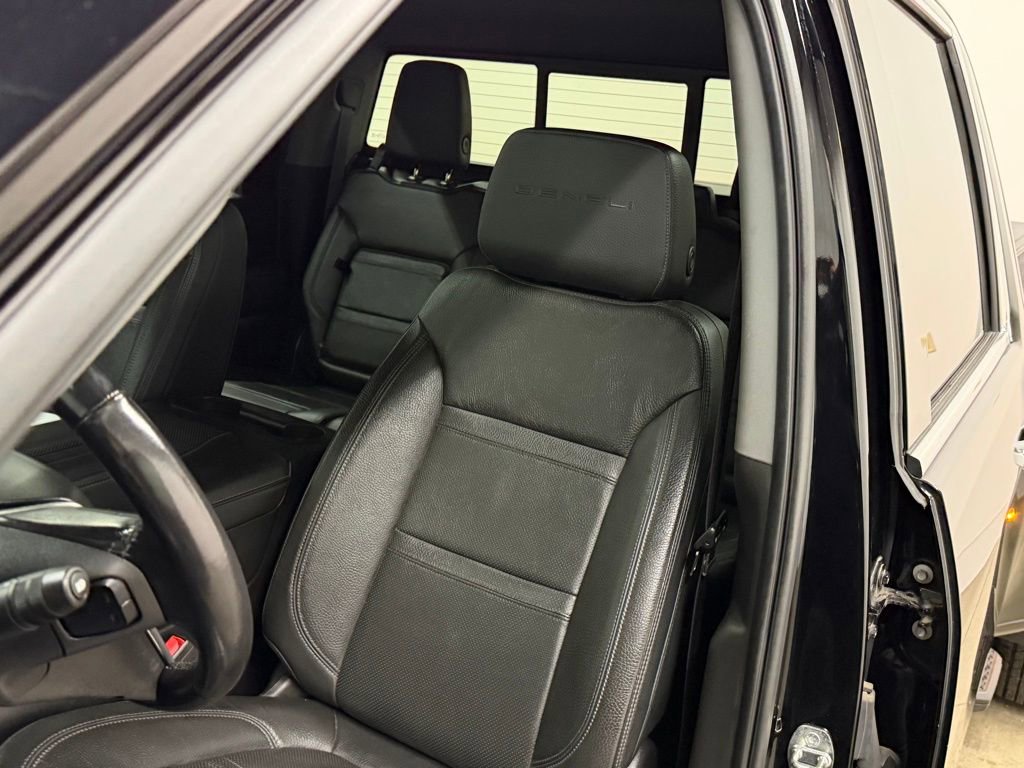 Used 2020 GMC Sierra 3500 Denali w/ Denali Ultimate Package image 55