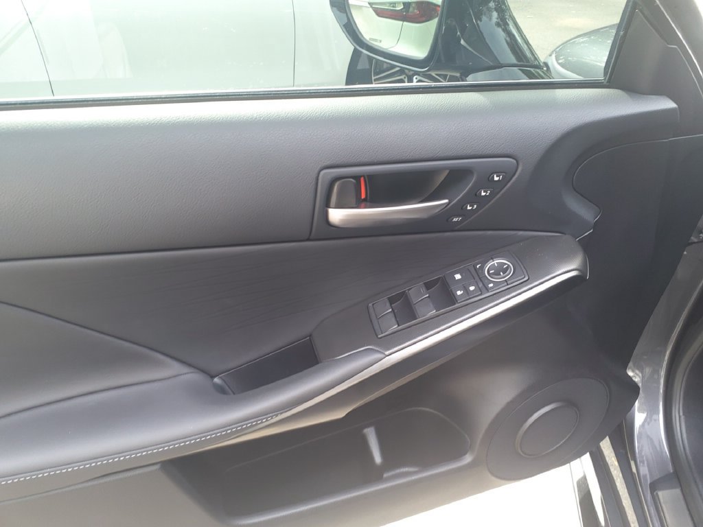 Used 2024 Lexus IS 350 F Sport w/ Navigation Package RWD image 18