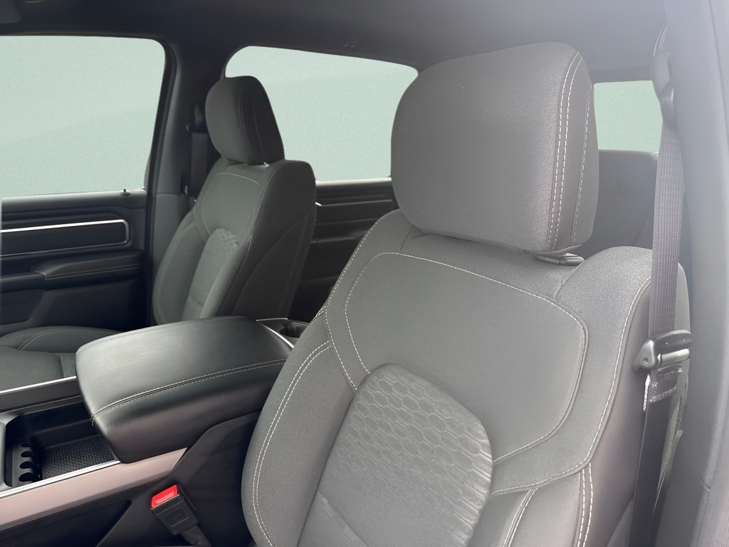 Used 2025 RAM 1500 Big Horn AWD/4WD image 15