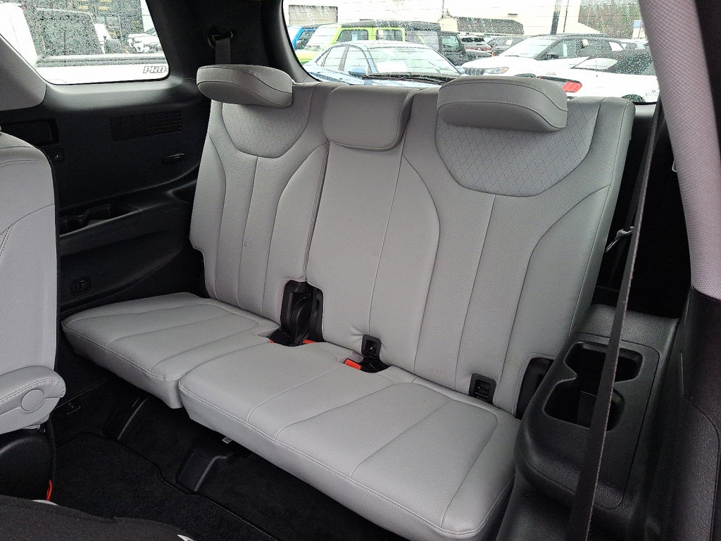 Used 2021 Hyundai Palisade SEL w/ Premium Package image 21