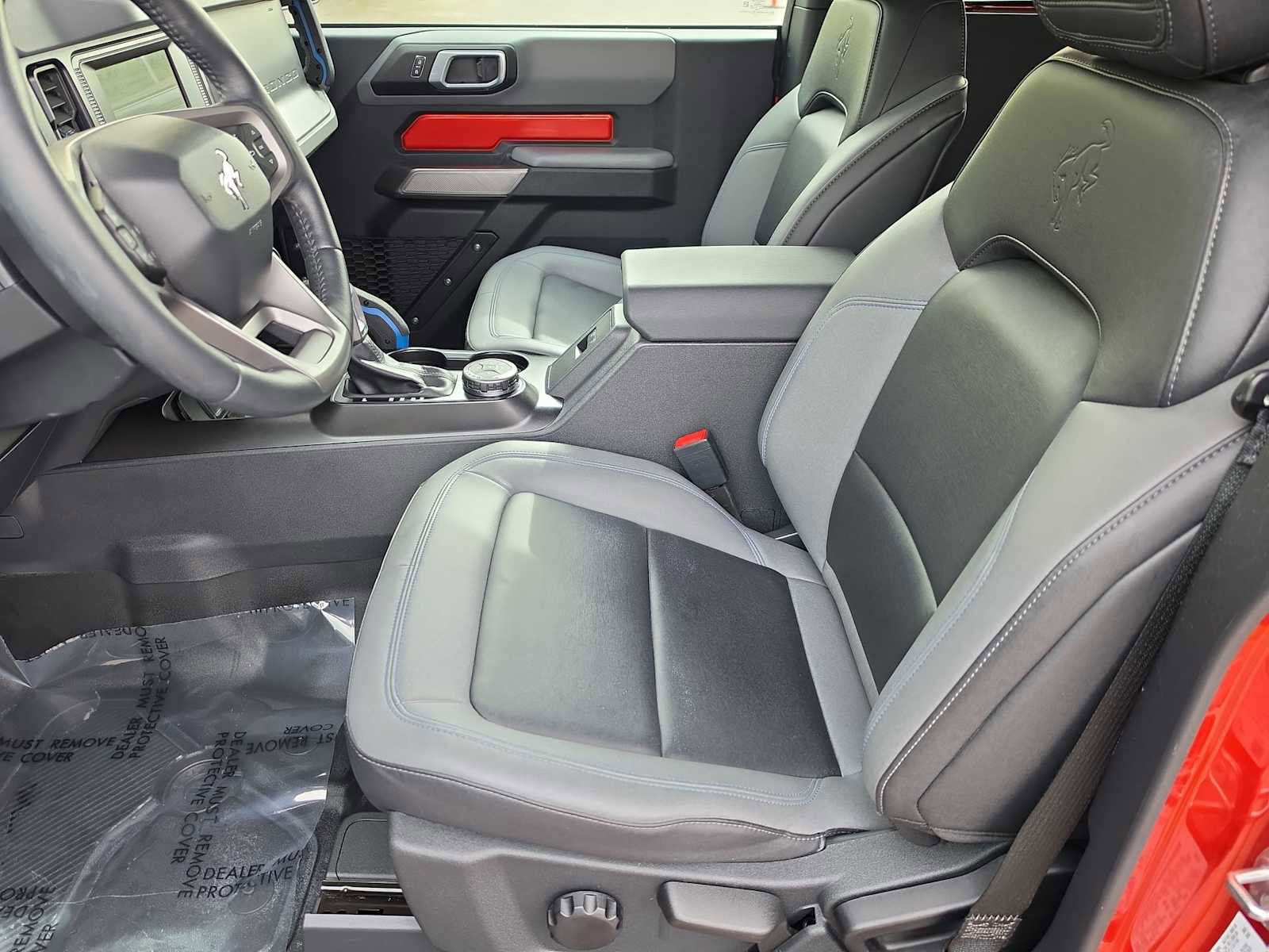 Used 2022 Ford Bronco Black Diamond w/ Sasquatch Package image 15
