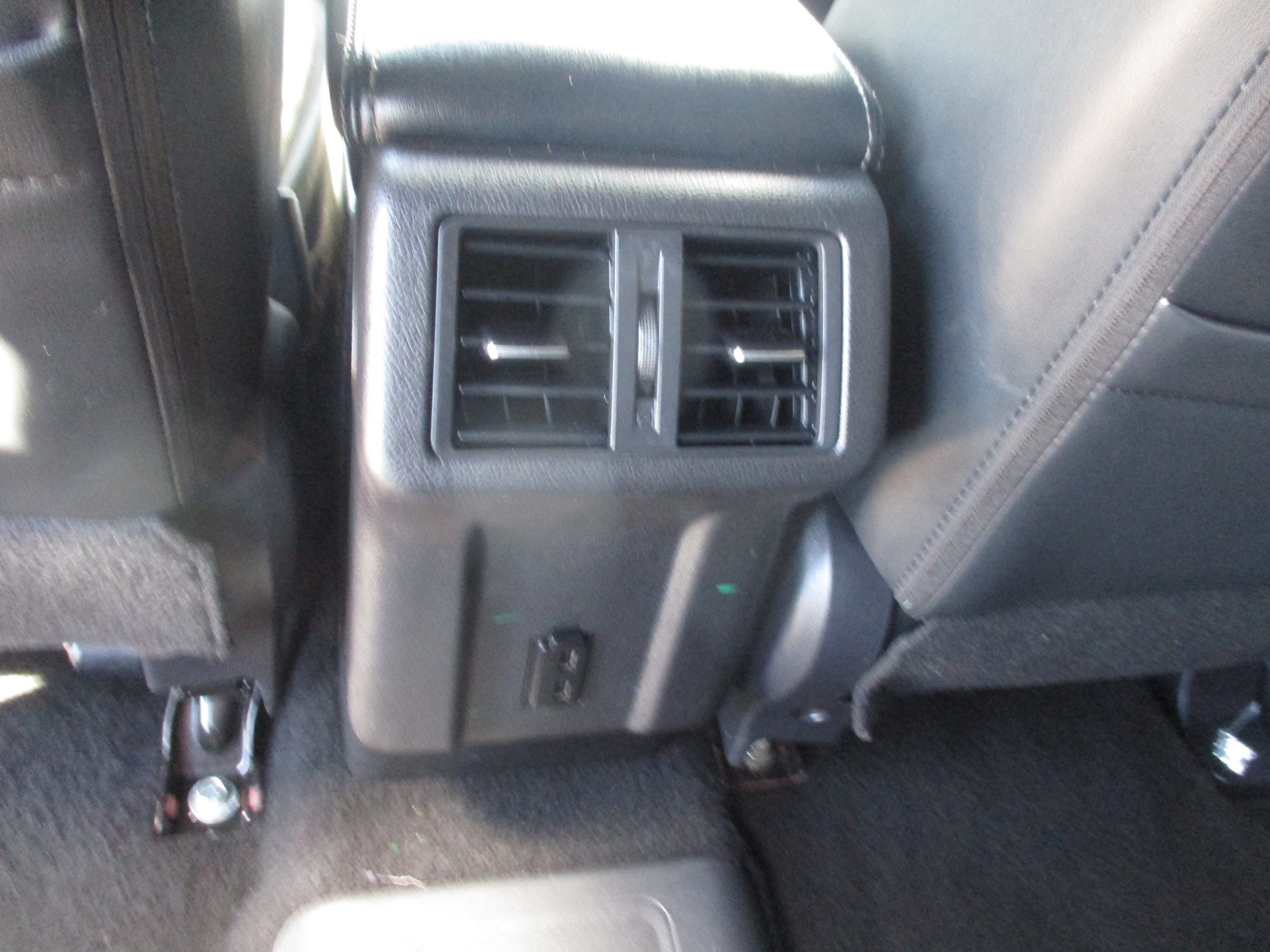 Used 2020 Mitsubishi Outlander SEL AWD/4WD image 6
