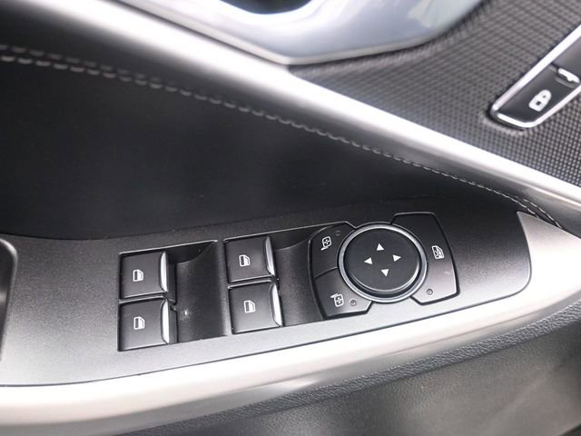 Used 2022 Ford Explorer XLT image 7