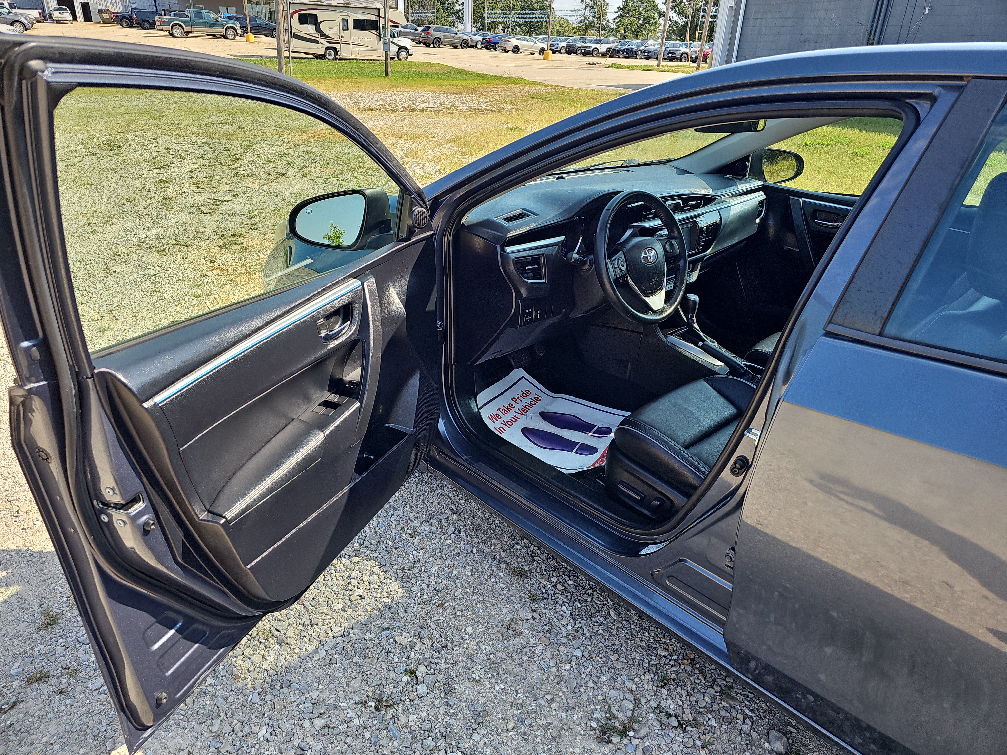 Used 2015 Toyota Corolla S Premium FWD image 16