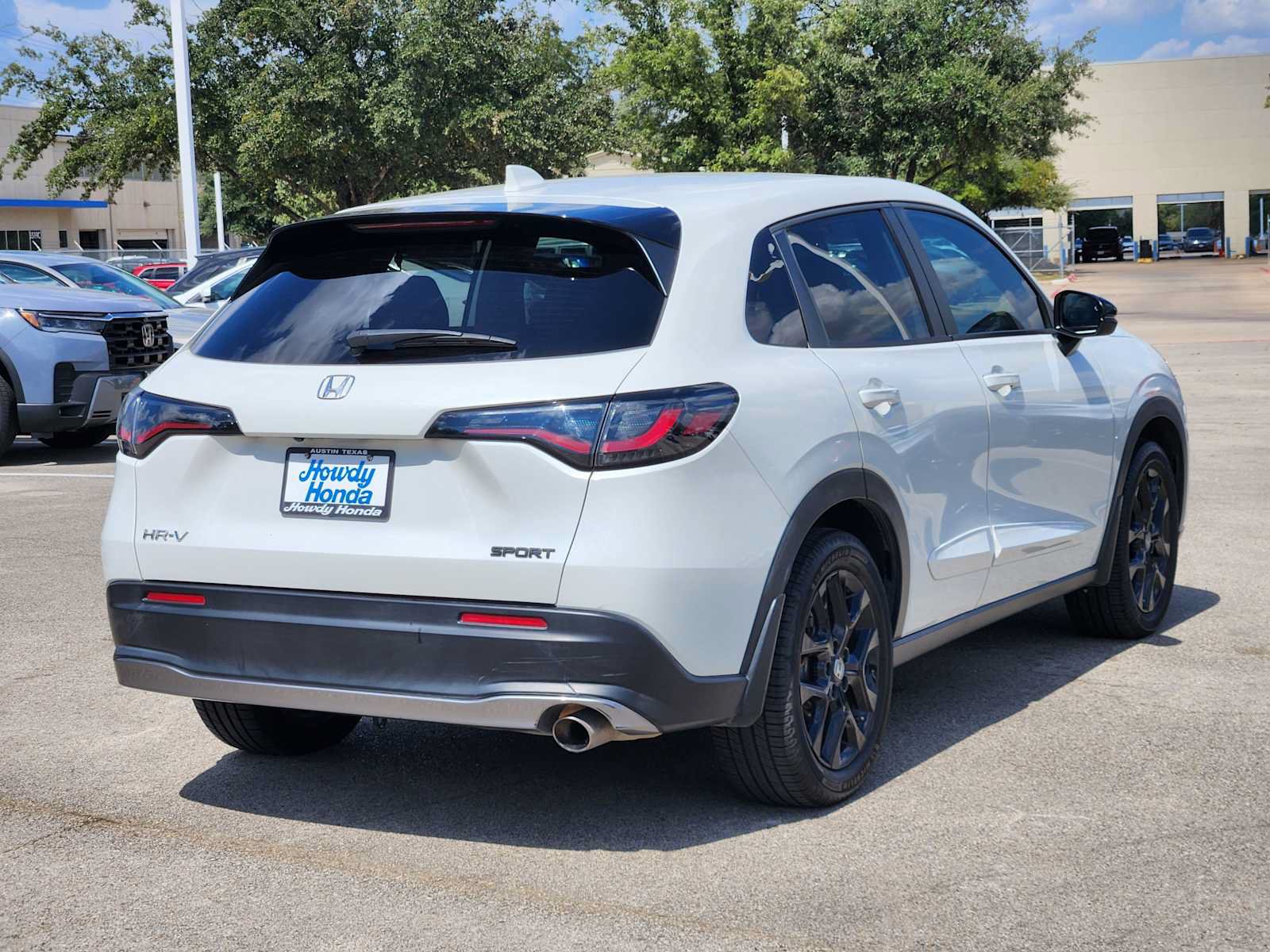Used 2023 Honda HR-V Sport image 6