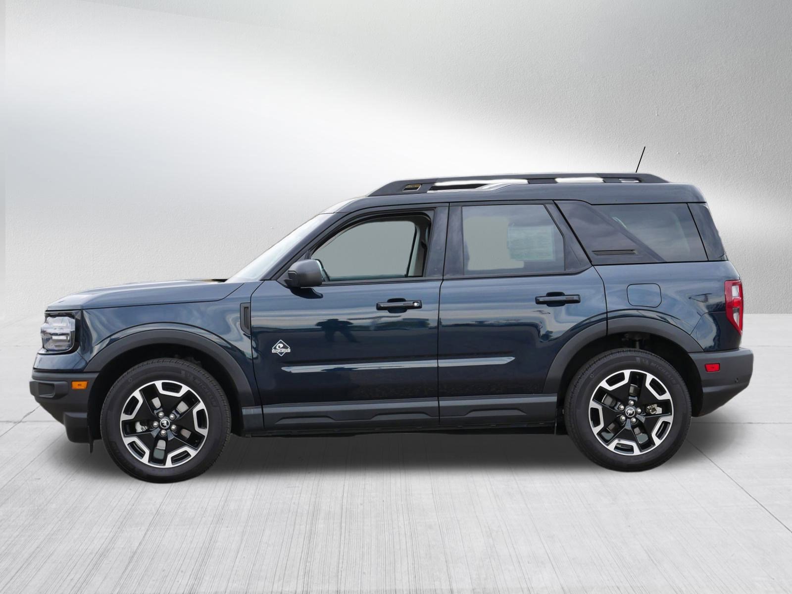 Used 2022 Ford Bronco Sport Outer Banks w/ Tech Package image 4