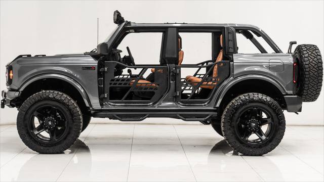 Used 2025 Ford Bronco CUSTOM image 11