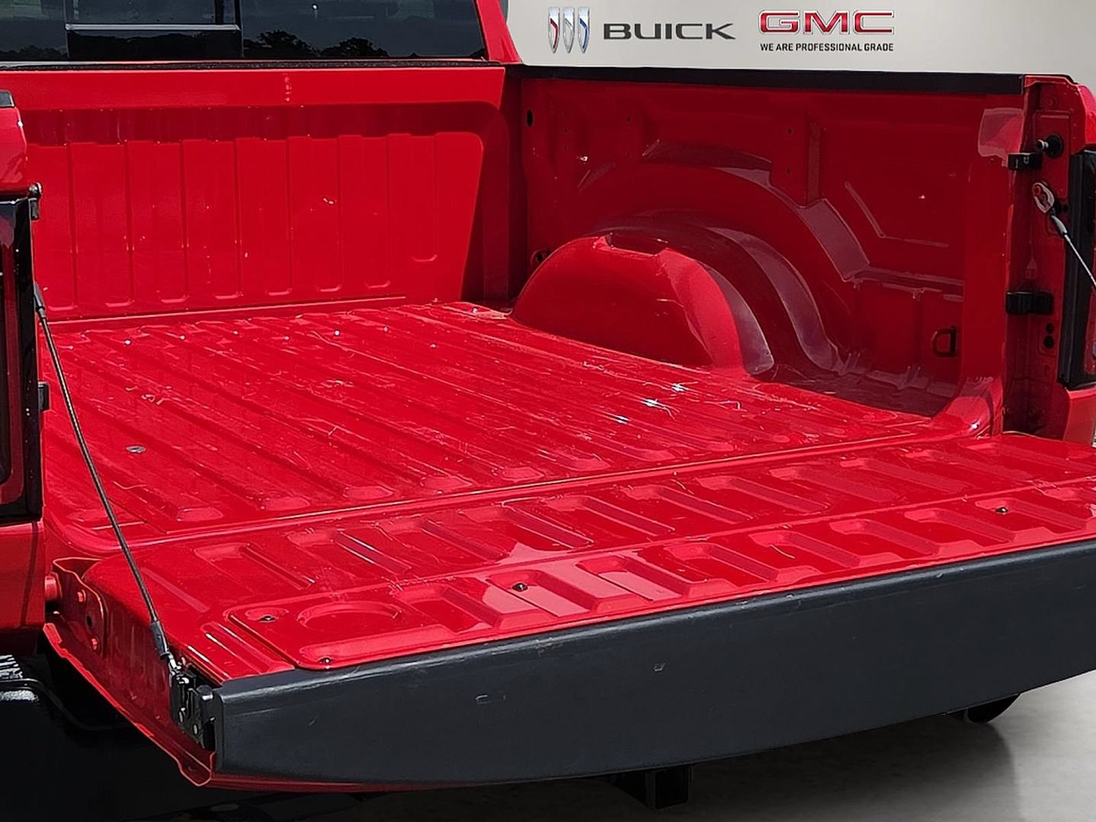Used 2025 RAM 1500 Rebel w/ Rebel Level 1 Equipment Group AWD/4WD image 18