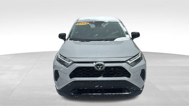 Used 2024 Toyota RAV4 LE image 7