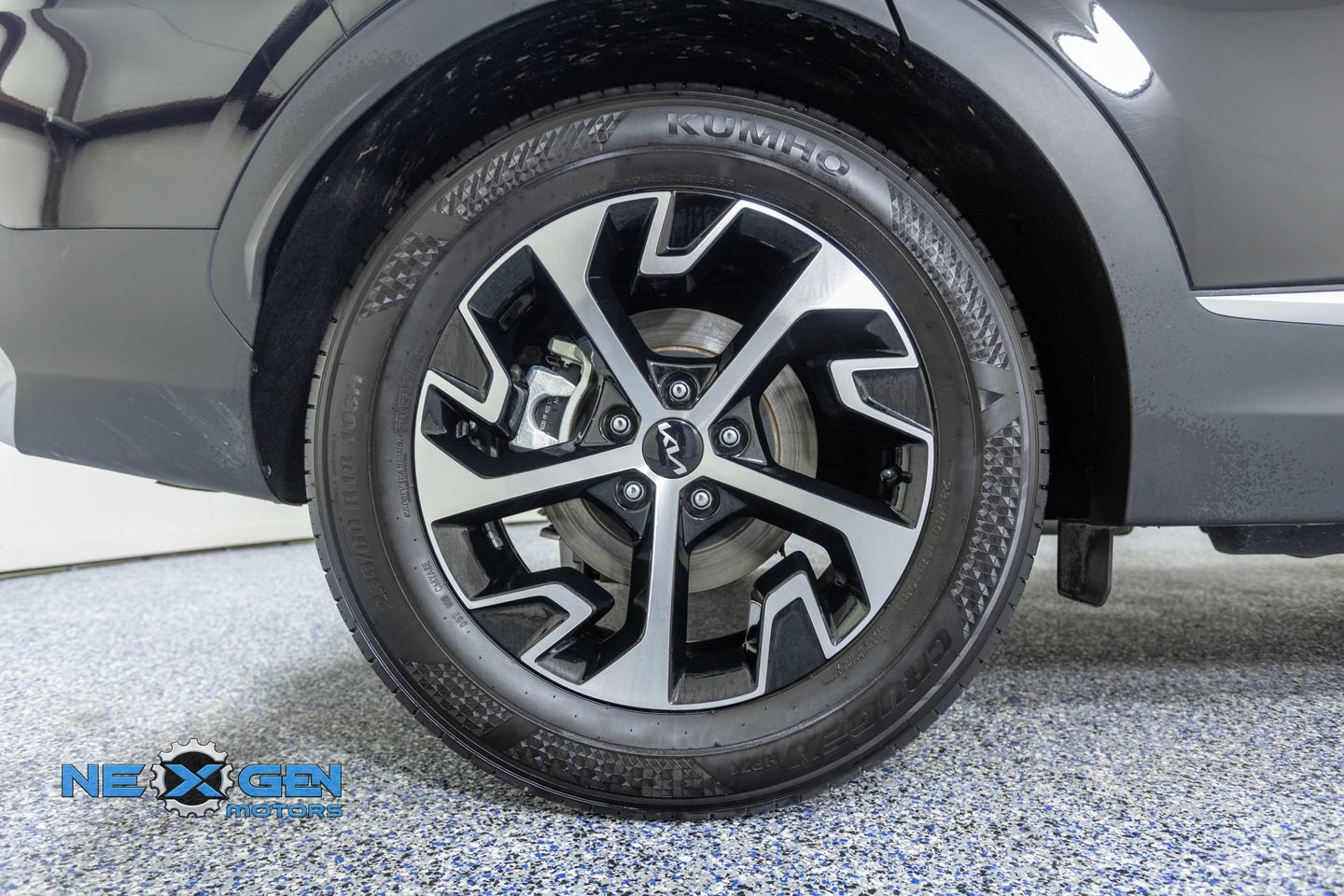 Used 2024 Kia Sportage EX image 42