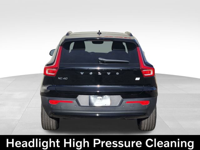 Certified 2023 Volvo XC40 Recharge Plus image 7