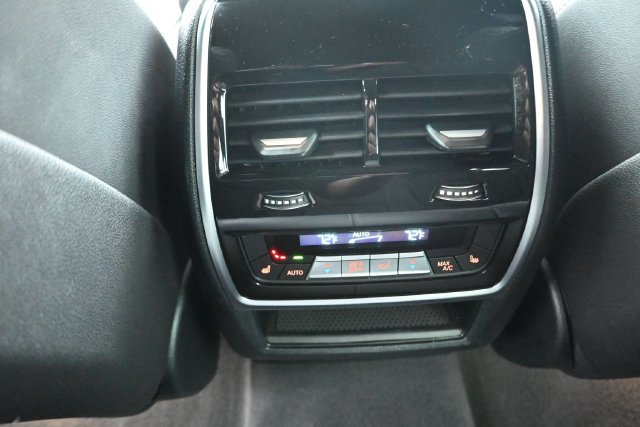 Certified 2024 BMW X5 xDrive40i w/ Premium Package AWD/4WD image 16