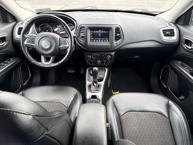 Used 2019 Jeep Compass Latitude w/ Cold Weather Group image 18