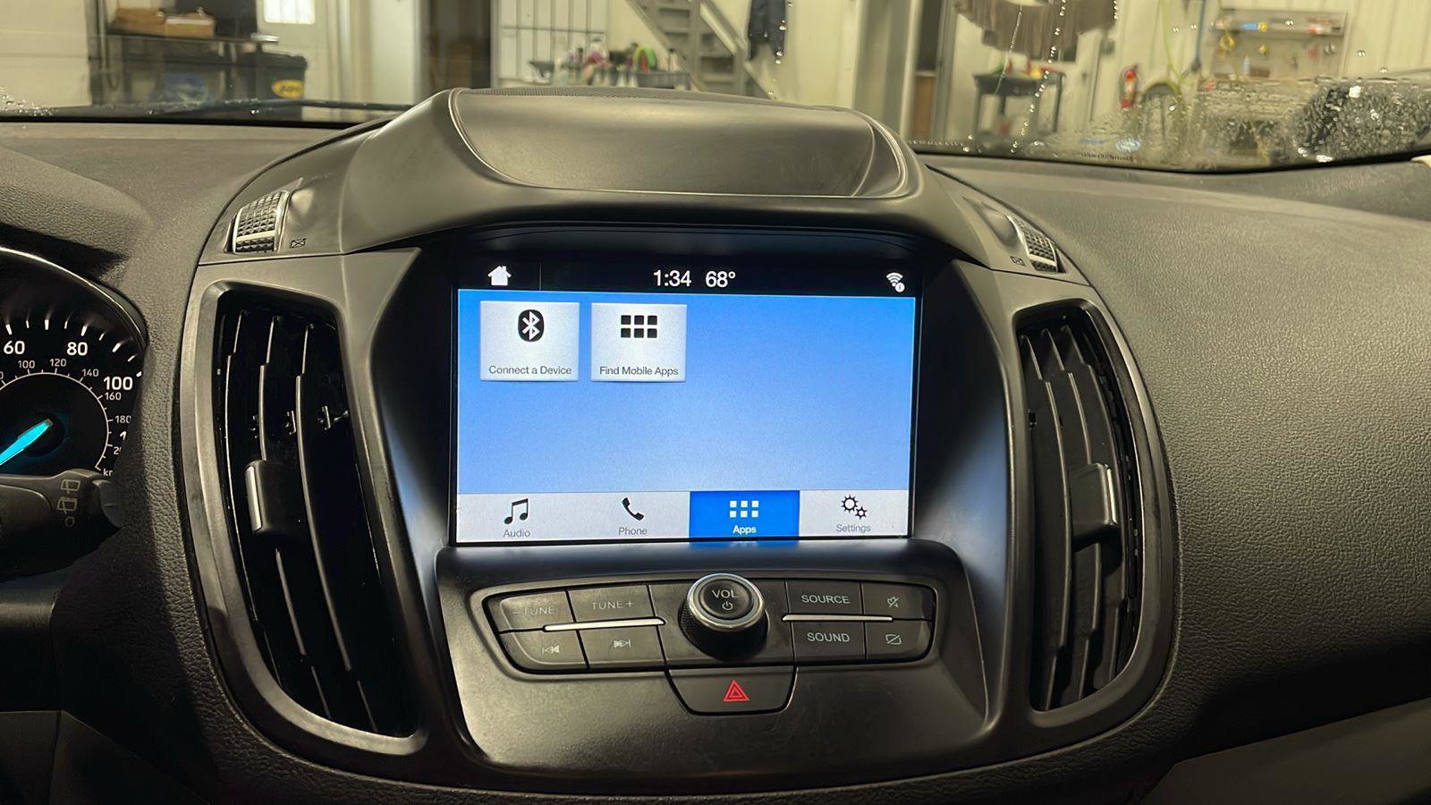 Used 2019 Ford Escape SE image 19