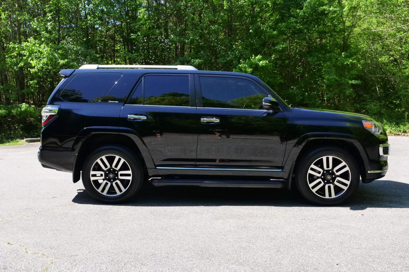 Used 2023 Toyota 4Runner Limited AWD/4WD image 46