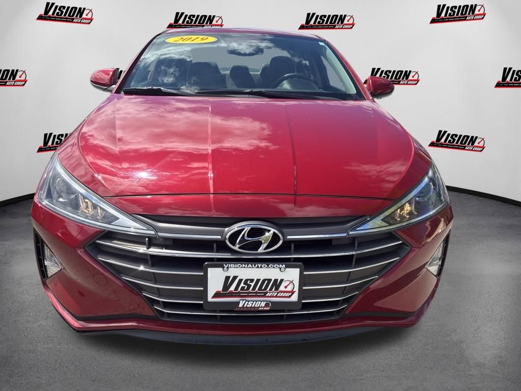 Used 2019 Hyundai Elantra Value Edition FWD video 2