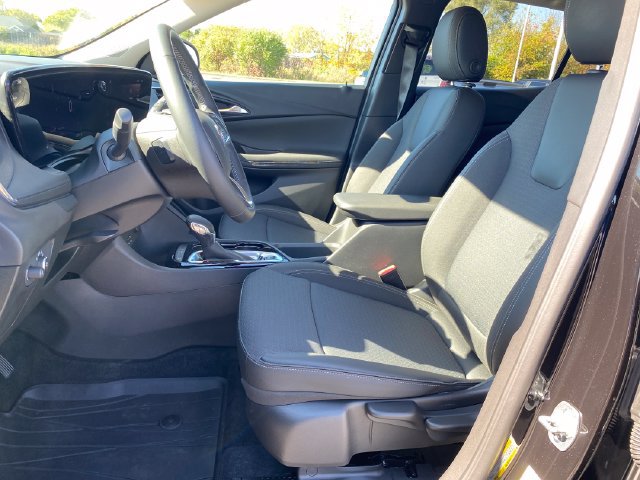 Used 2025 Buick Encore GX Preferred FWD image 14