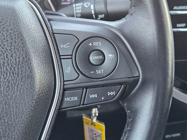 Used 2019 Toyota Camry SE image 25