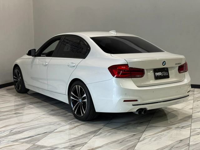 Used 2018 BMW 330i Sedan w/ Shadow Sport Edition RWD image 8