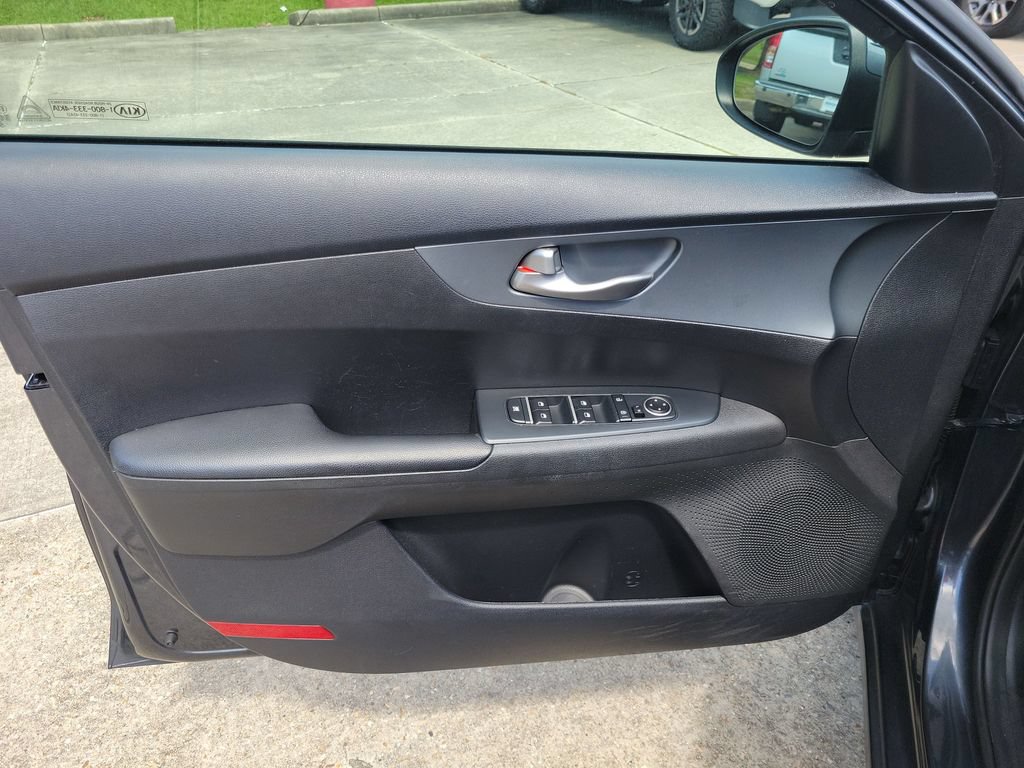 Used 2021 Kia Forte Sedan FWD image 14