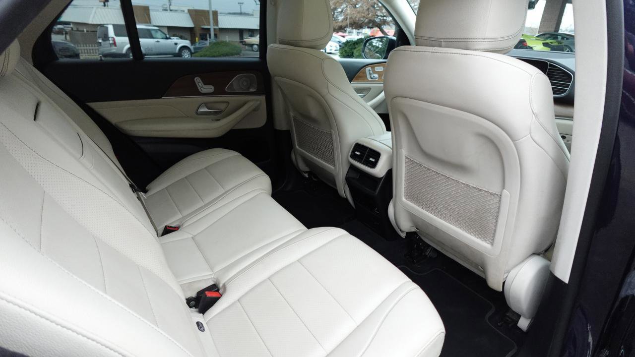Used 2022 Mercedes-Benz GLE 350 4MATIC w/ 3rd Row Seat Package image 12