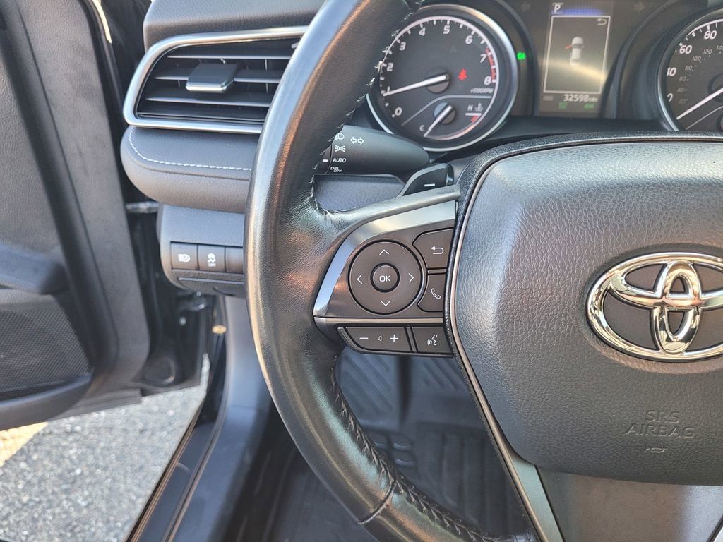 Used 2023 Toyota Camry SE w/ Convenience Package FWD image 22