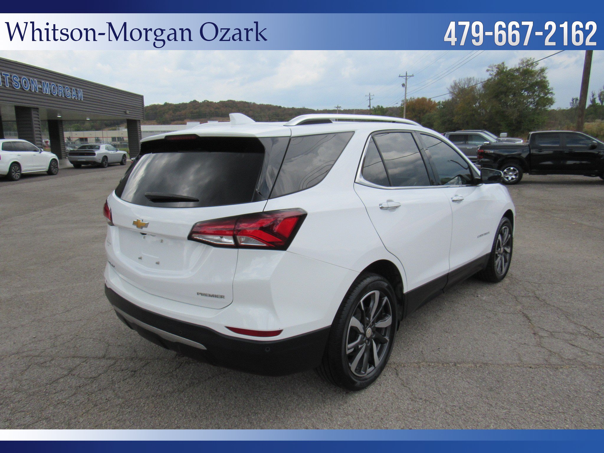 Used 2024 Chevrolet Equinox Premier FWD image 13