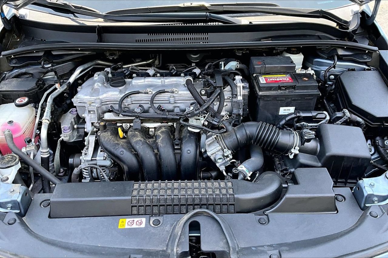 Used 2021 Toyota Corolla LE w/ LE Convenience Package FWD image 35