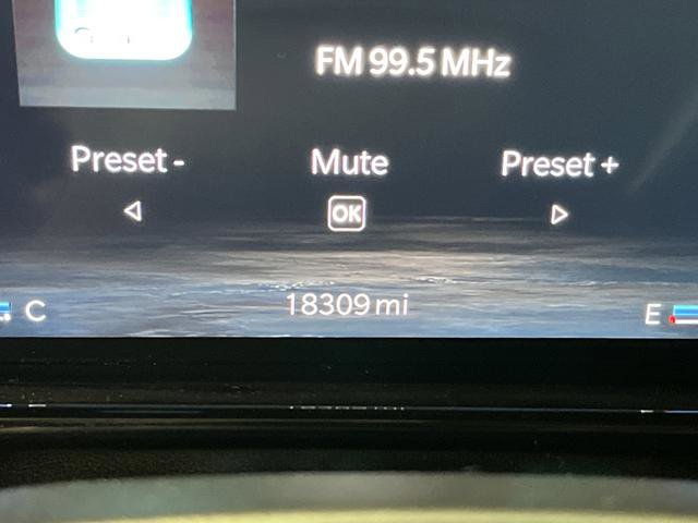 Used 2022 Jeep Grand Wagoneer Series I image 6