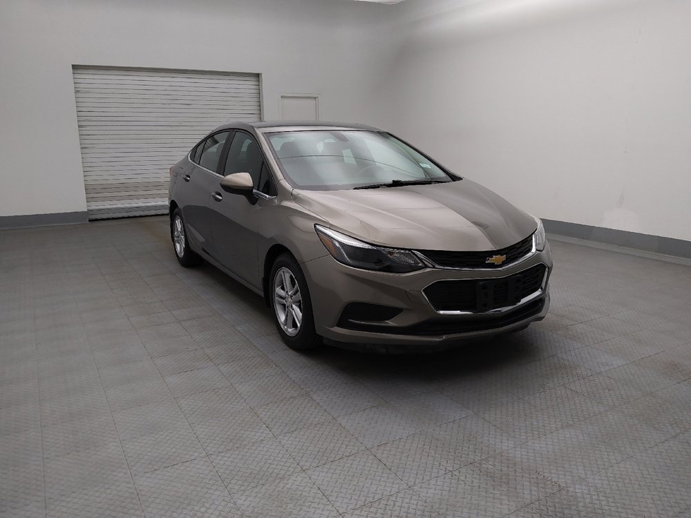 Used 2017 Chevrolet Cruze LT w/ Convenience Package FWD image 13