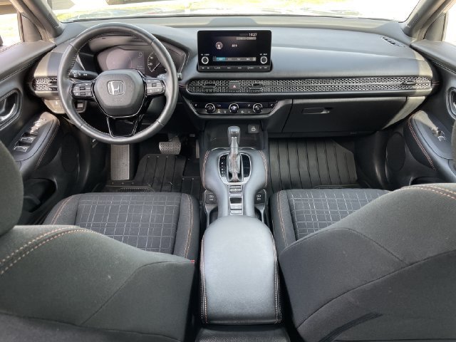 Used 2024 Honda HR-V Sport image 10