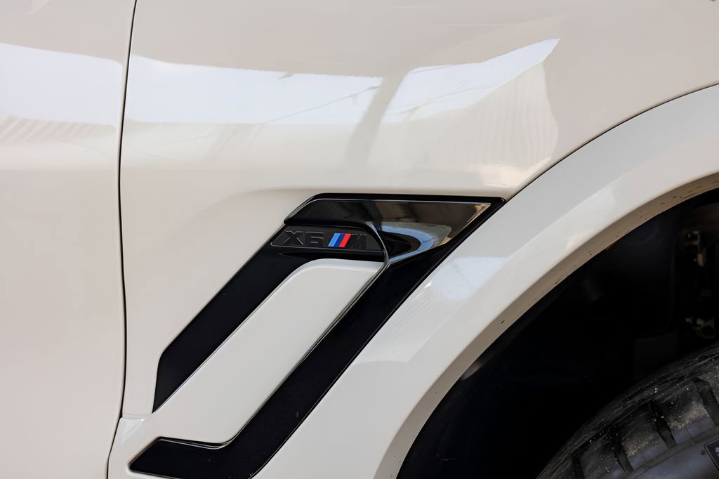 Used 2021 BMW X6 M w/ Competition Package image 11