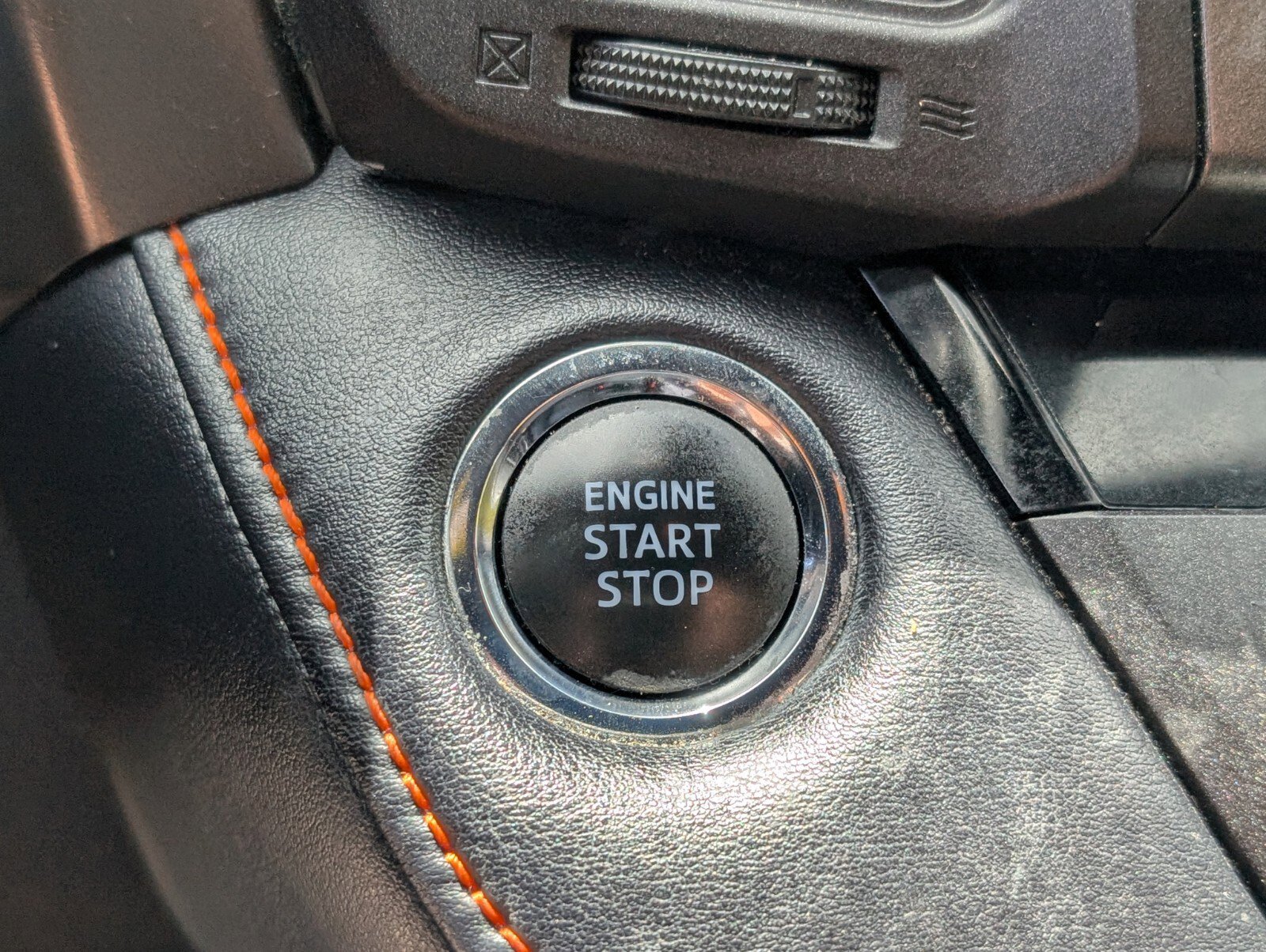 Used 2017 Toyota RAV4 SE w/ Power Extra Value Package image 30