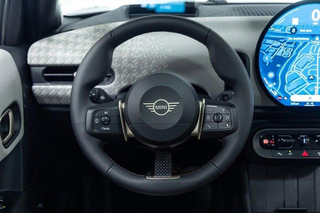 Used 2025 MINI Cooper S image 16