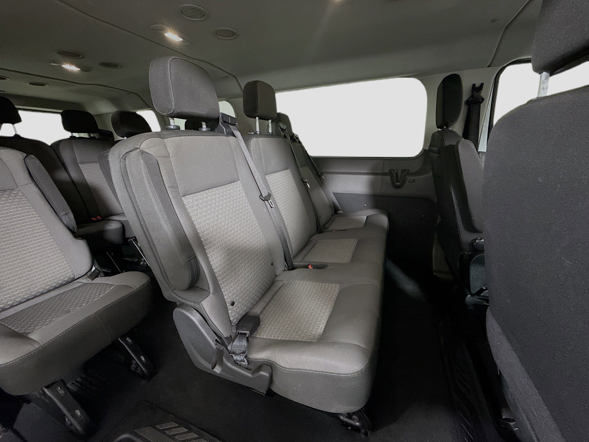 Used 2023 Ford Transit 350 XLT image 25