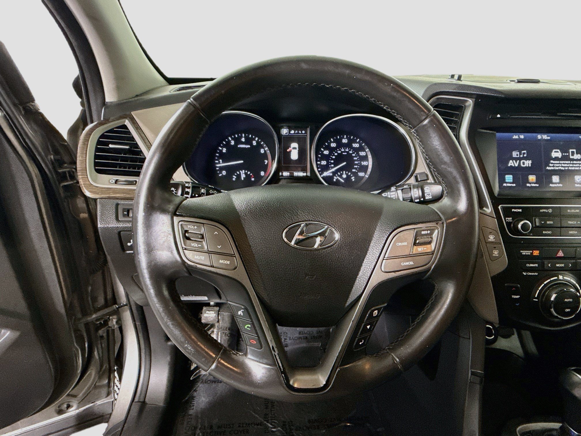 Used 2017 Hyundai Santa Fe Sport FWD image 13