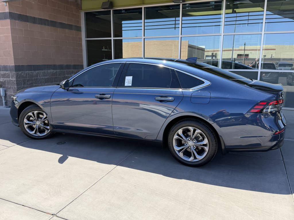 Used 2024 Honda Accord EX image 5