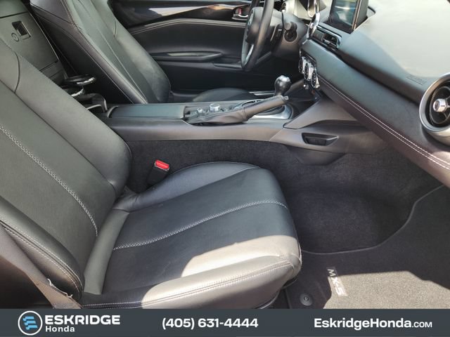 Used 2021 MAZDA MX-5 Miata RF Grand Touring RWD image 15