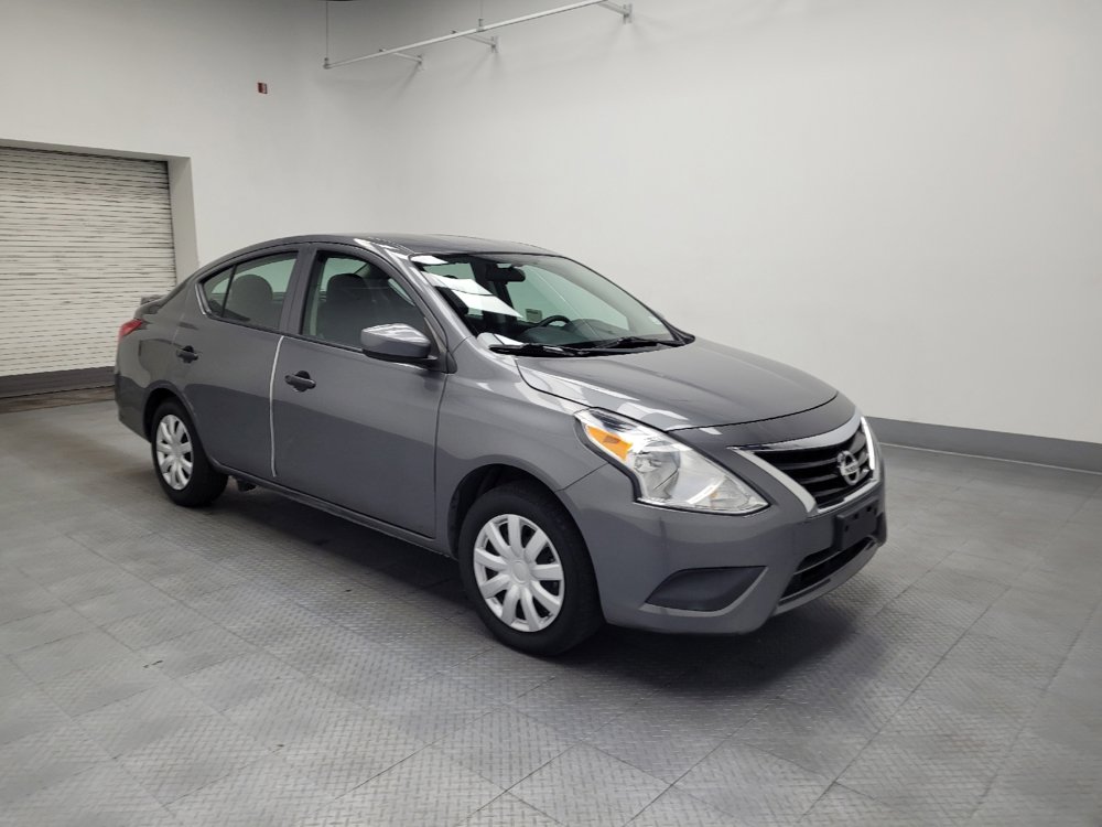 Used 2019 Nissan Versa S Plus image 11