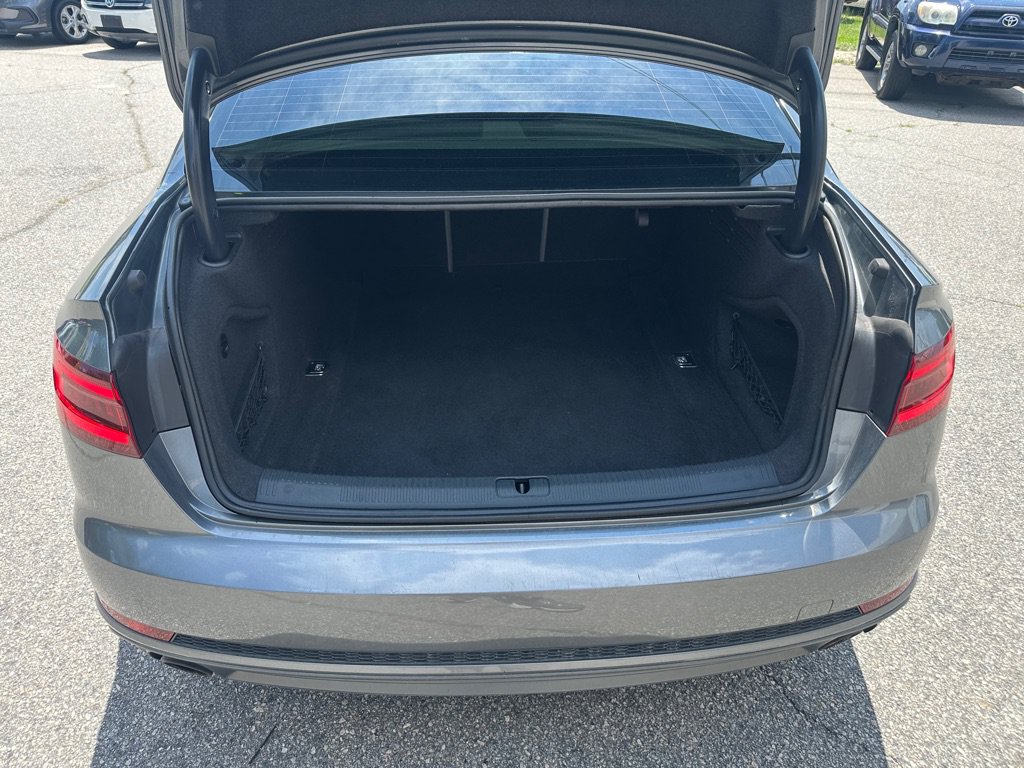Used 2018 Audi A4 2.0T Premium AWD/4WD image 10