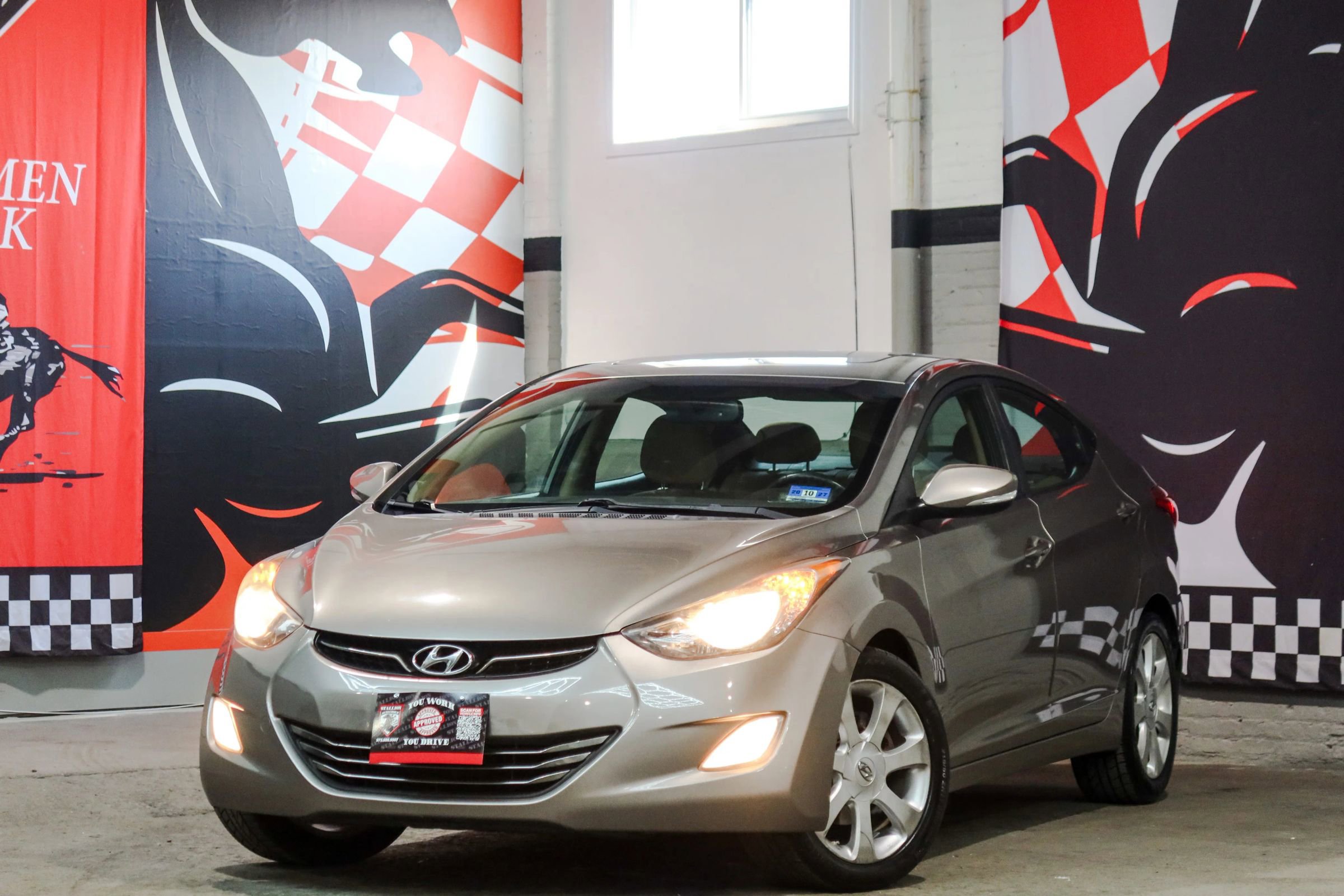Used 2012 Hyundai Elantra Limited FWD image 1