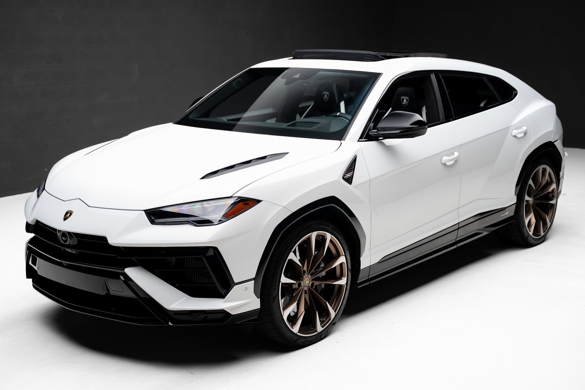 Used 2024 Lamborghini Urus S AWD/4WD image 5